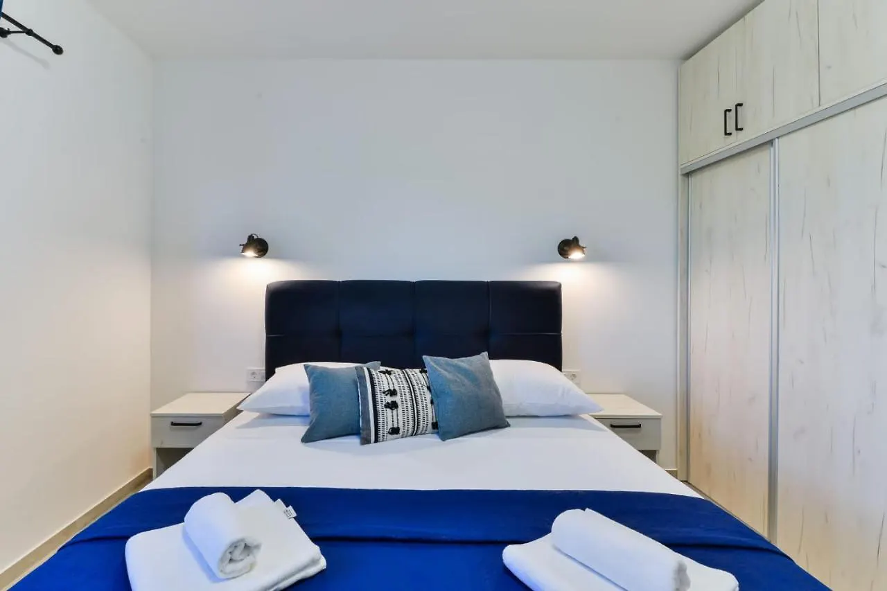 Romantic Villa With Pool, And Whirpool, Sauna, Near Sandy Beach - By Traveler Tourist Agency Krk Id 2379 Bedroom 3 Privlaka  0*, Privlaka (Zadar)