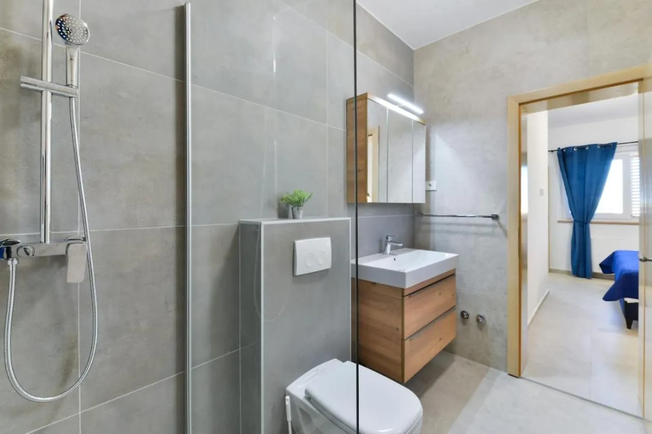 Romantic Villa With Pool, And Whirpool, Sauna, Near Sandy Beach - By Traveler Tourist Agency Krk Id 2379 Bedroom 3 Privlaka  Croatia