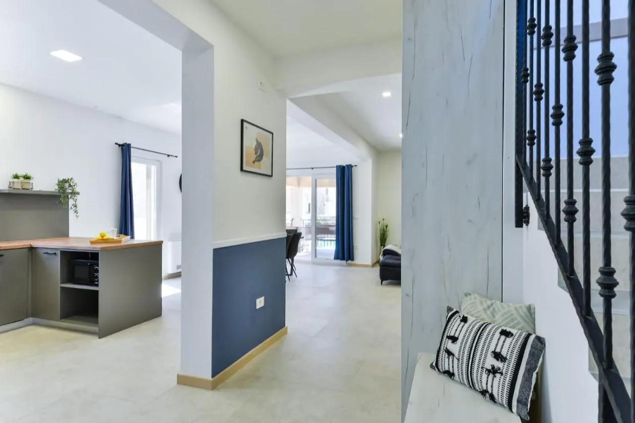 Romantic Villa With Pool, And Whirpool, Sauna, Near Sandy Beach - By Traveler Tourist Agency Krk Id 2379 Bedroom 3 Privlaka  Croatia